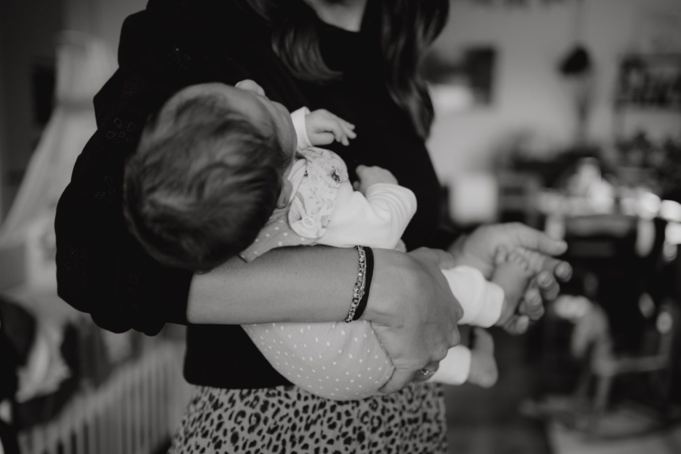 SINA RAU I FILDERSTADT
DOULA I GEBURTSBEGLEITUNG
MENTALER GEBURTSVORBEREITUNGSKURS
PLAZENTAKUNST
SCHWANGERSCHAFTSMASSAGE
MAMABLESSING